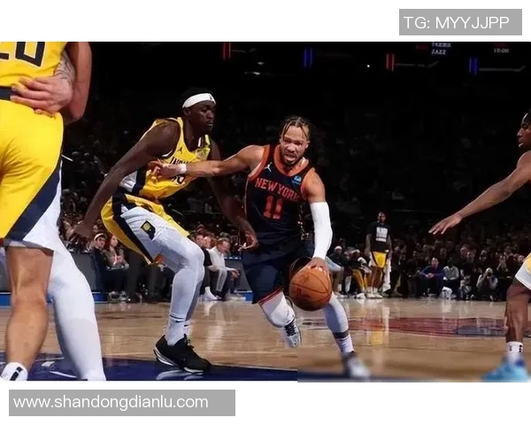 勇士与尼克斯激战回顾:2016年2月1日的篮球盛宴与精彩瞬间